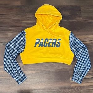 Indiana Pacers Upcycled Cropped hoodie